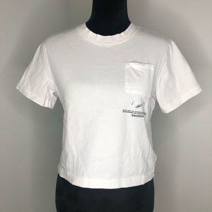 NIKE Swoosh Pocket Tee